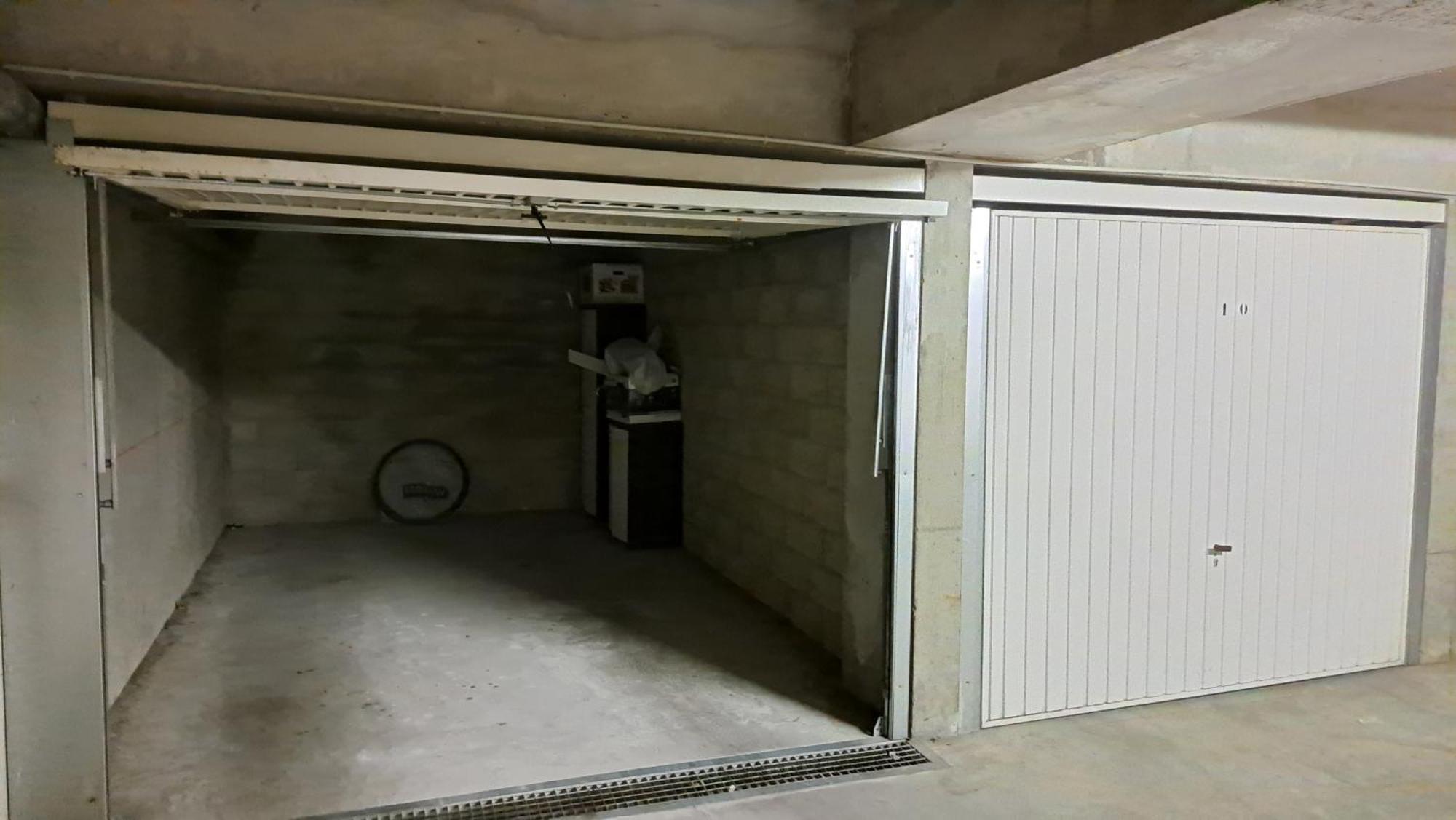 Appartement Cosy 3 Pieces Avec Garage Privatif Saint-Priest  Exterior foto